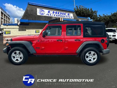 Used 2022 Jeep Wrangler Unlimited Sport AWD/4WD image 3