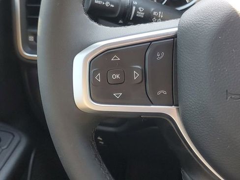 Used 2025 RAM 1500 Big Horn image 18