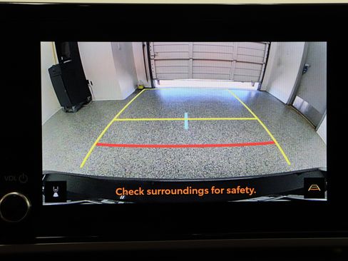 Used 2025 Toyota Camry LE FWD image 20