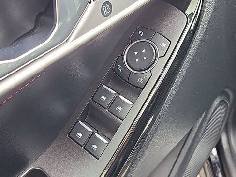 Used 2022 Ford Explorer ST-Line AWD/4WD image 27