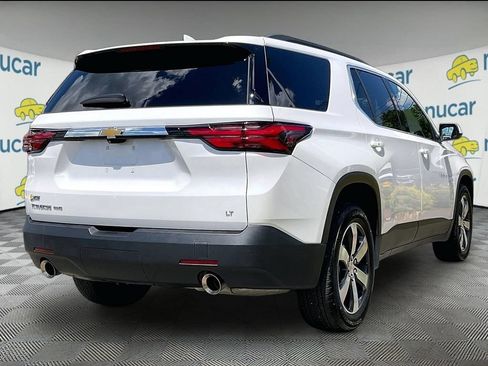 Used 2023 Chevrolet Traverse LT w/ LT Premium Package AWD/4WD image 6