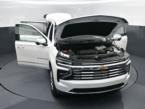 New 2025 Chevrolet Suburban Premier image 52