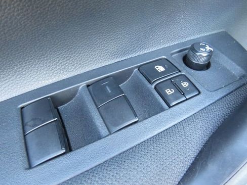 Certified 2025 Toyota Corolla LE image 32