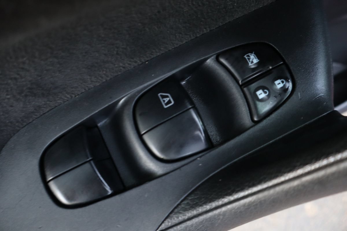 Used 2014 Nissan Altima 2.5 S FWD image 27