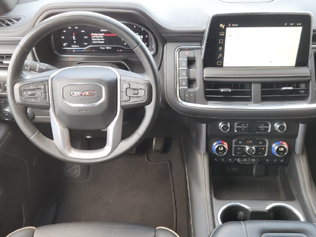 Used 2023 GMC Yukon XL SLT AWD/4WD image 27