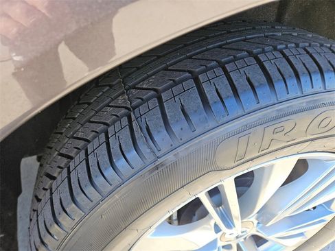 Used 2024 INFINITI QX80 Luxe image 29