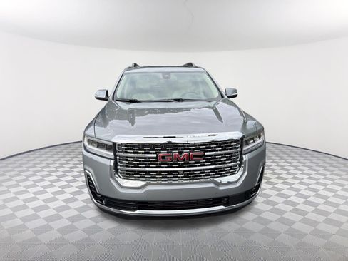 Used 2023 GMC Acadia Denali w/ Denali Ultimate Package FWD image 2