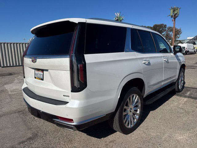 Used 2023 Cadillac Escalade Premium Luxury AWD/4WD image 4