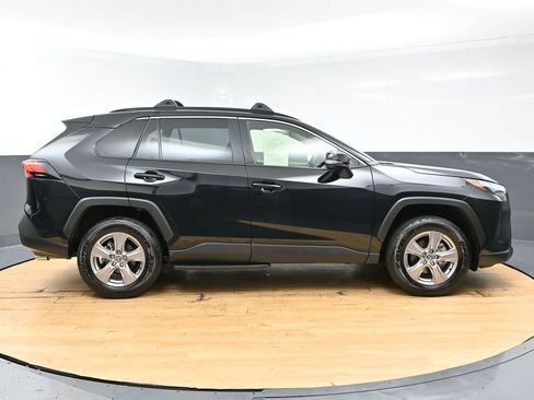 Used 2025 Toyota RAV4 XLE image 8