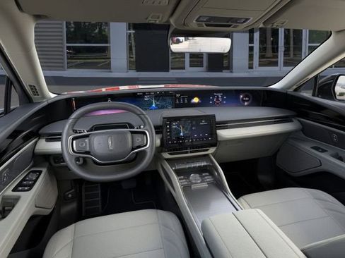 New 2026 Lincoln Nautilus Premier image 9