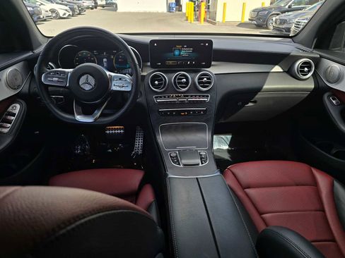Used 2023 Mercedes-Benz GLC 300 4MATIC Coupe image 20