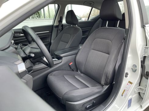 Used 2023 Nissan Altima 2.5 SV image 15