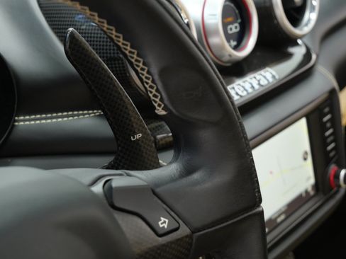 Used 2015 Ferrari California T RWD image 32