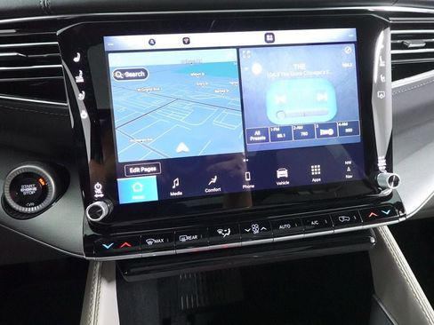 New 2026 Jeep Grand Wagoneer Limited AWD/4WD image 12