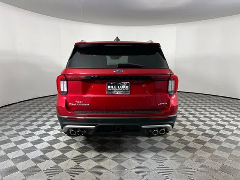 Used 2025 Ford Explorer Platinum w/ Ultimate Package image 9