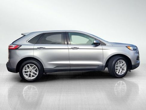 Certified 2023 Ford Edge SEL image 3