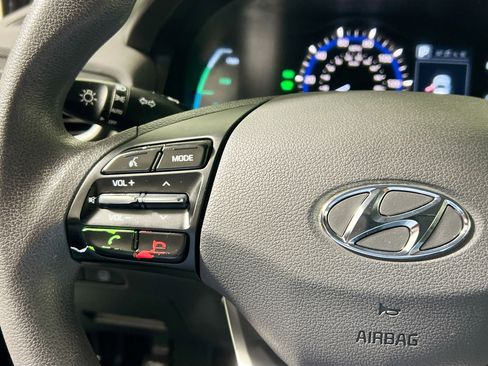 Used 2017 Hyundai Ioniq Blue image 18