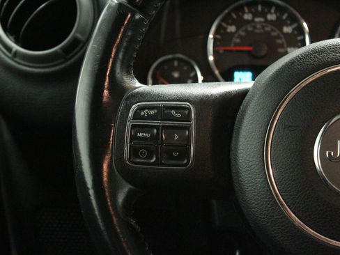 Used 2018 Jeep Wrangler Unlimited Sport S AWD/4WD image 21