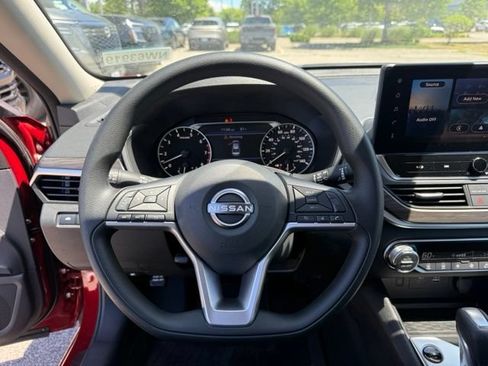 New 2026 Nissan Altima 2.5 SV w/ SV Special Edition Package FWD image 18