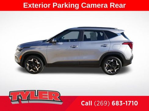 Used 2024 Kia Seltos EX AWD/4WD image 4