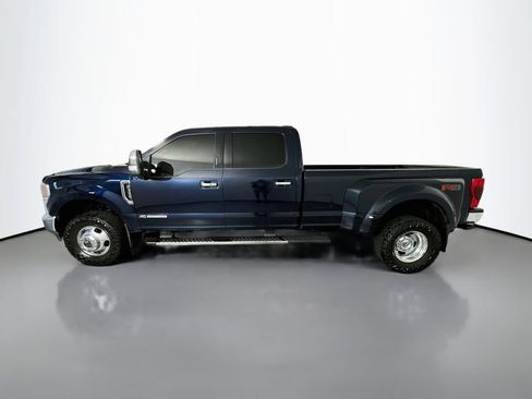 Used 2022 Ford F350 Lariat w/ Lariat Ultimate Package AWD/4WD image 4