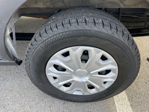 Used 2023 Ford Transit 350 XLT image 6