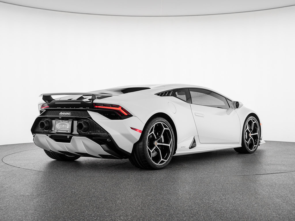 Used 2024 Lamborghini Huracan Tecnica RWD image 6