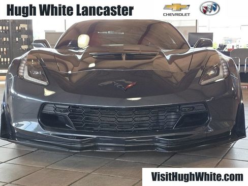 Used 2017 Chevrolet Corvette Z06 RWD image 3