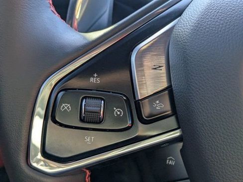 Used 2024 Chevrolet Corvette Stingray w/ Z51 Performance Package image 16