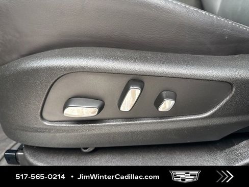 Certified 2025 Cadillac XT5 Premium Luxury image 10