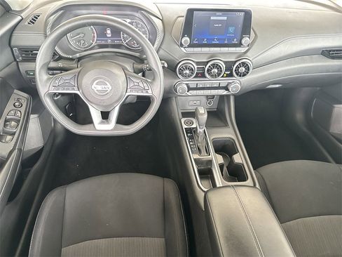 Used 2023 Nissan Sentra SV image 14