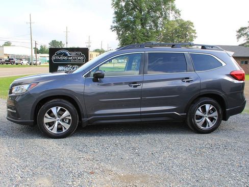 Used 2020 Subaru Ascent Premium w/ Convenience Package AWD/4WD image 2