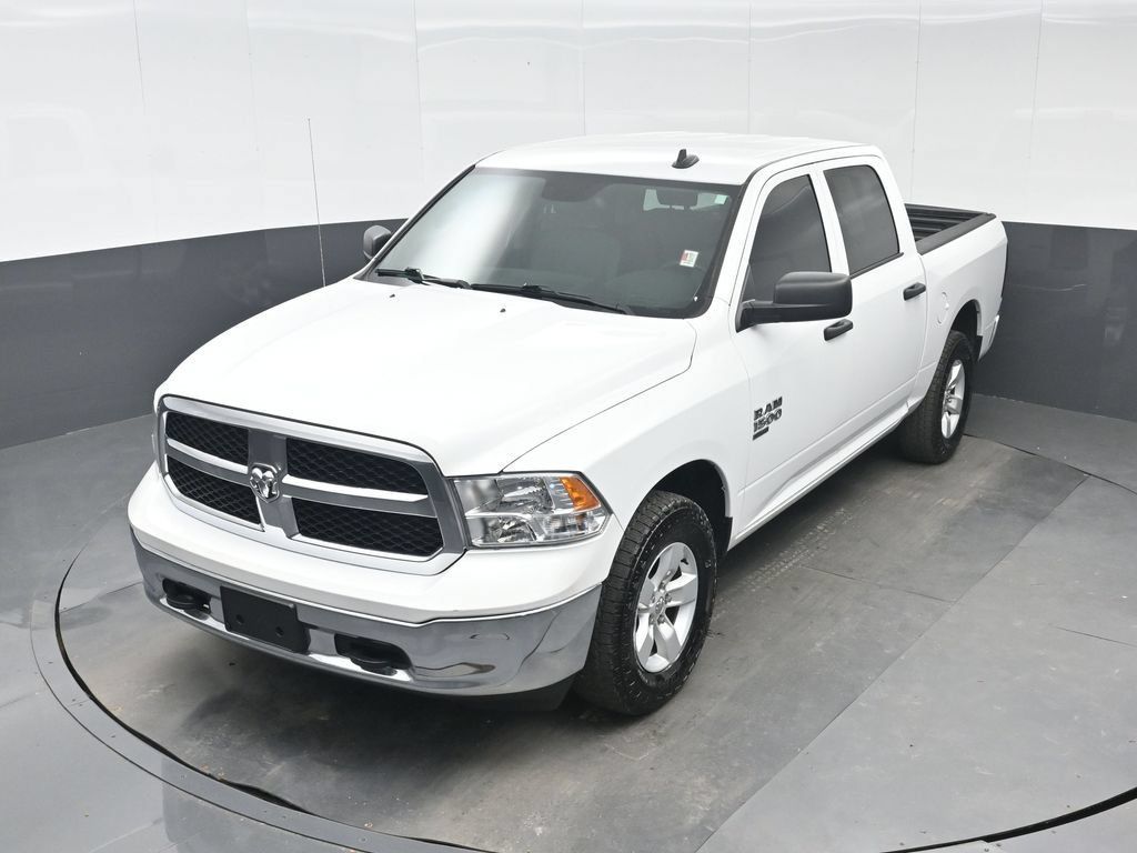 Used 2022 RAM 1500 Classic SLT w/ Electronics Group AWD/4WD image 16