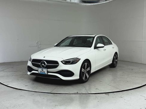 Used 2022 Mercedes-Benz C 300 4MATIC Sedan image 2