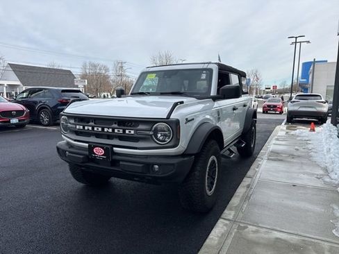 Used 2023 Ford Bronco Big Bend w/ Sasquatch Package image 6