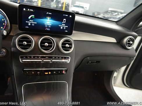 Used 2022 Mercedes-Benz GLC 300 4MATIC image 30