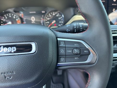 Used 2023 Jeep Compass Trailhawk image 24