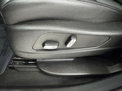 Used 2023 Cadillac XT5 Luxury image 28