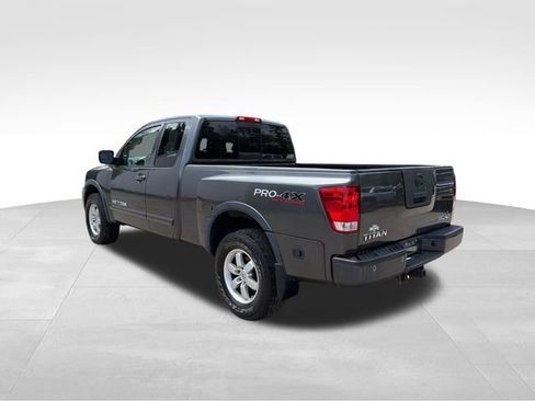 Used 2011 Nissan Titan PRO-4X AWD/4WD image 5