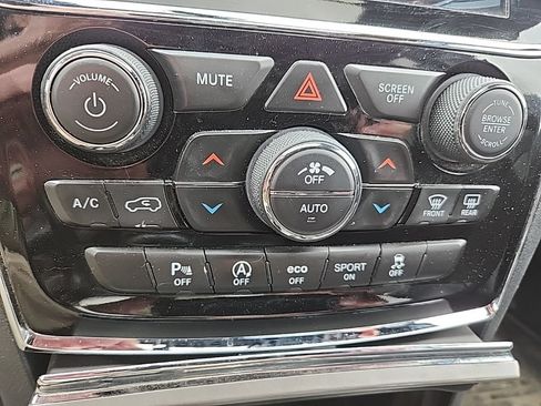 Used 2020 Jeep Grand Cherokee Trailhawk AWD/4WD image 22