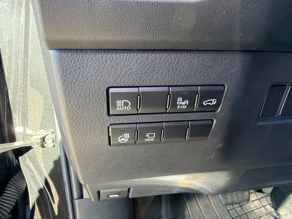 Used 2021 Lexus NX 300h AWD w/ Premium Package image 11