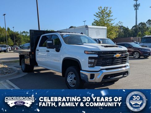 Used 2024 Chevrolet Silverado 3500 W/T w/ WT Convenience Package AWD/4WD image 1