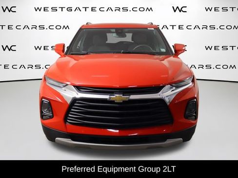 Used 2021 Chevrolet Blazer LT FWD image 2