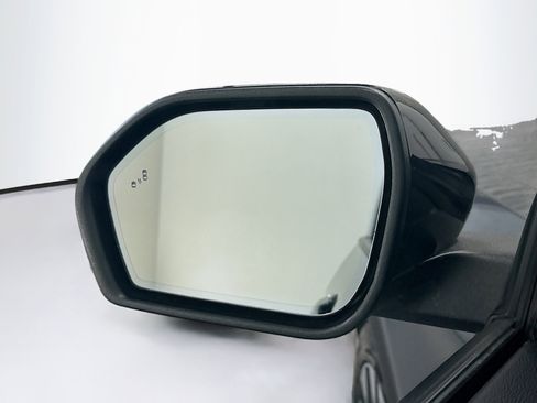 Used 2025 Ford Explorer Platinum w/ LUX Leather Package image 16