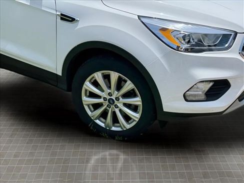 Used 2019 Ford Escape SEL AWD/4WD image 10