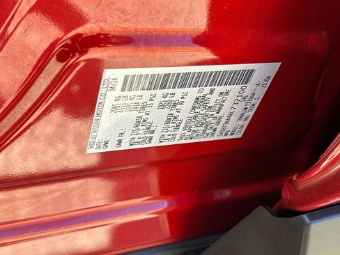 Used 2024 Nissan Rogue SV FWD image 36