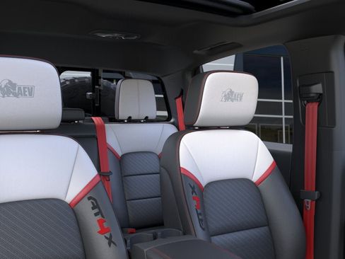 New 2026 GMC Canyon AT4X w/ AT4X AEV Edition AWD/4WD image 48