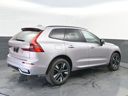 New 2026 Volvo XC60 B5 Core w/ Climate Package image 7