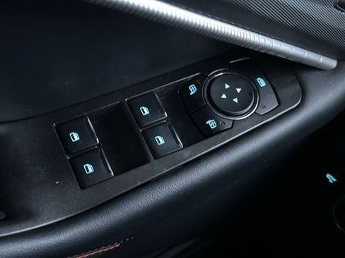 Used 2025 Ford Explorer ST-Line image 16