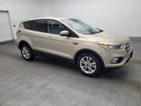 Used 2017 Ford Escape SE FWD image 11